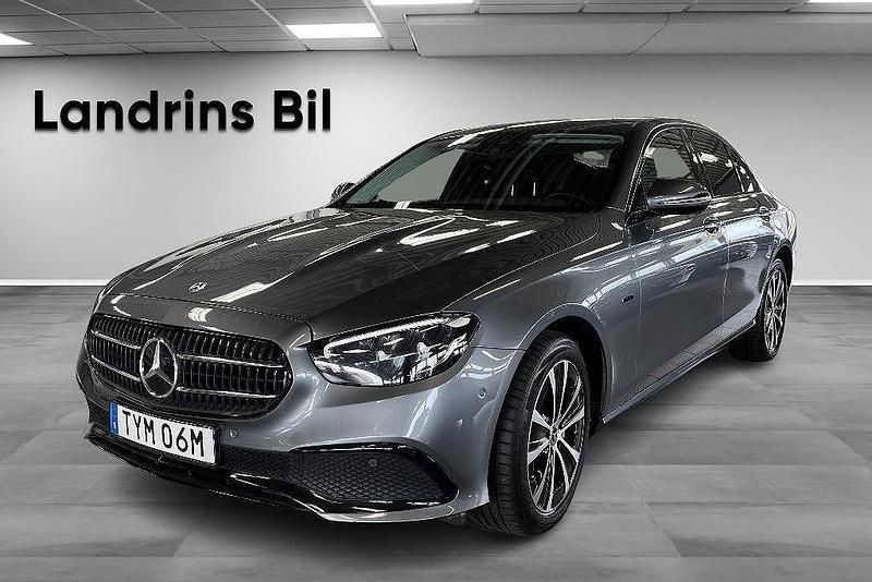Grå Begagnad 2020 Mercedes E300 Avantgarde Sedan | 389 900 kr (Lite dyr) - Bild 1/4