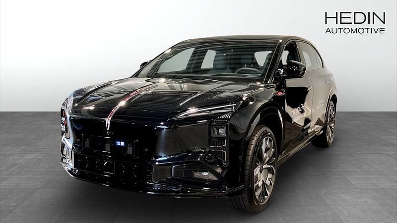 Svart (black) Ny 2025 Hongqi EHS7 SUV | 691 000 kr - Bild 1/4