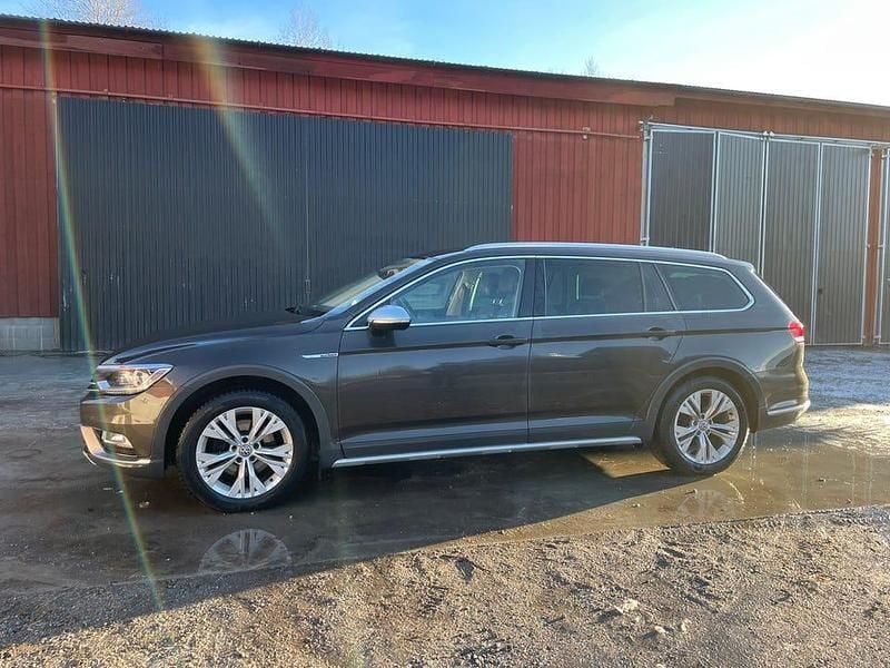 Begagnad VW Passat Alltrack 190 HK (139 kW) 2018 Kombi