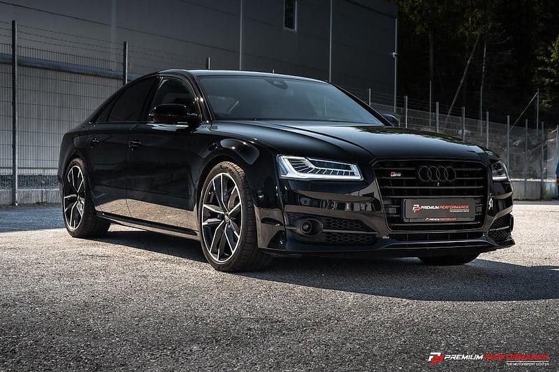 Begagnad Audi S8 plus Design 606 HK (445 kW) 2017 Svart (mytsvart metallic) Sedan