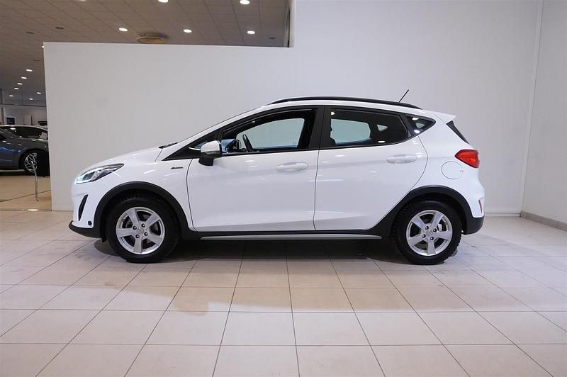 Begagnad Ford Fiesta Active 95 HK (69 kW) 2020 Vit Halvkombi