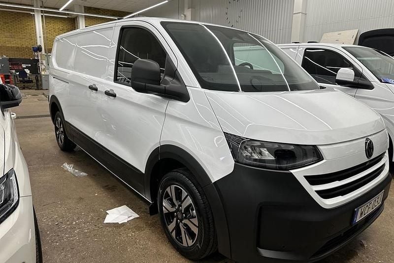 Vit Ny 2025 VW Transporter PanAmericana Van | 589 900 kr (Lite dyr) - Bild 1/4