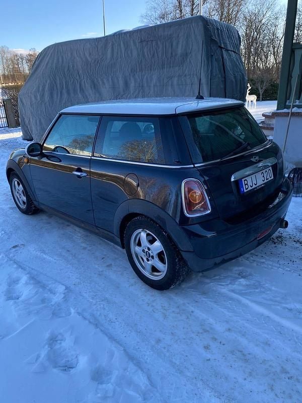 Begagnad Mini Cooper 120 HK (88 kW) 2008 Halvkombi
