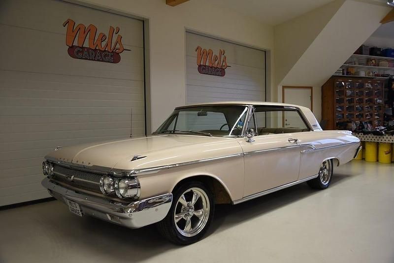 Begagnad Mercury Monterey 223 HK (164 kW) 1962 Brun Minibuss