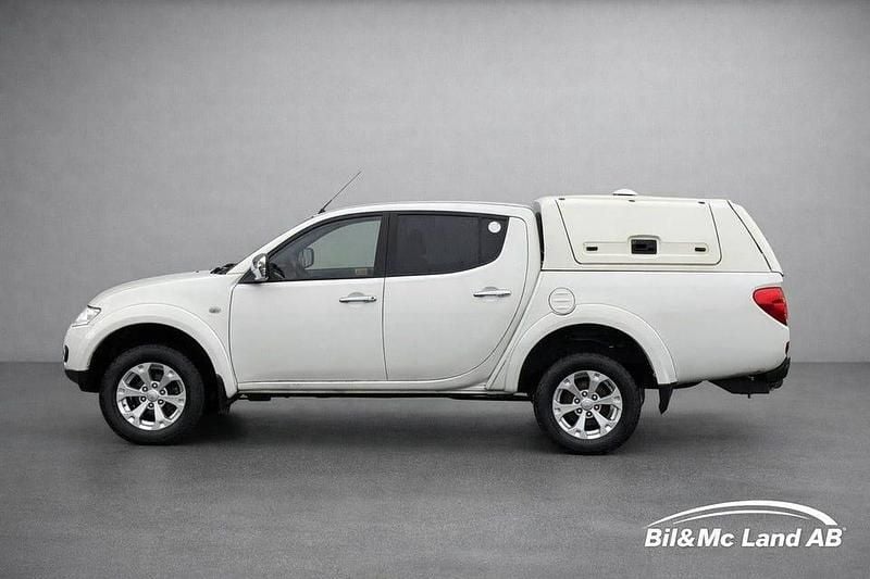 Begagnad Mitsubishi L200 178 HK (130 kW) 2011 Vit Pickup