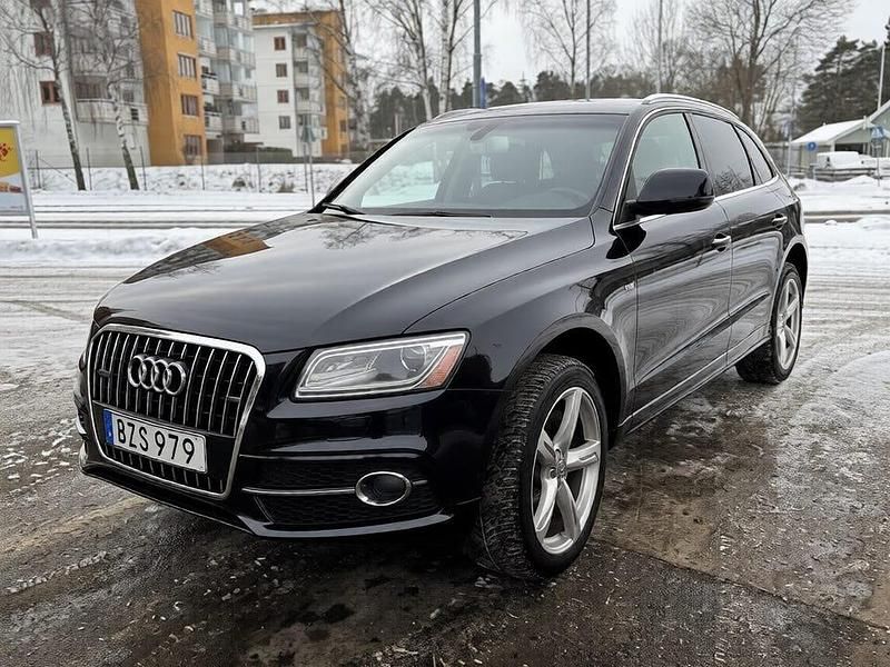 Begagnad Audi Q5 S-Line 190 HK (139 kW) 2017 Svart metallic SUV