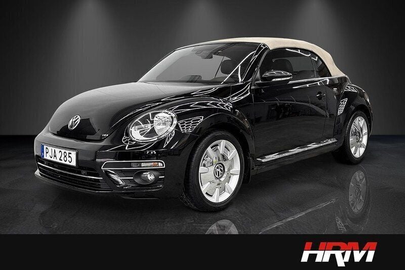 Svart Begagnad 2017 VW Beetle Cab | 189 900 kr (Marknadspris) - Bild 1/4