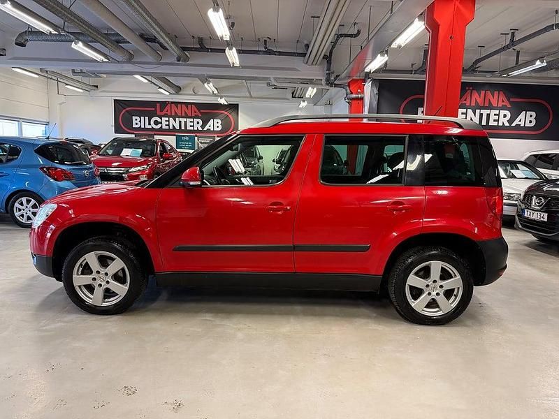 Begagnad Skoda Yeti 122 HK (89 kW) 2011 Röd SUV