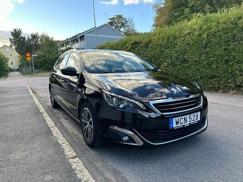 Begagnad 2016 Peugeot 308 SW Kombi | 116 500 kr (Lite dyr) - Bild 1/4
