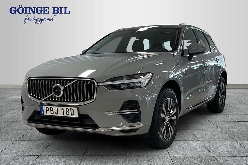Grå Begagnad 2024 Volvo XC60 Core SUV | 499 000 kr (Bra pris) - Bild 1/3