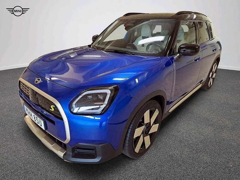 Blå Begagnad 2024 Mini Countryman SUV | 484 900 kr - Bild 1/4