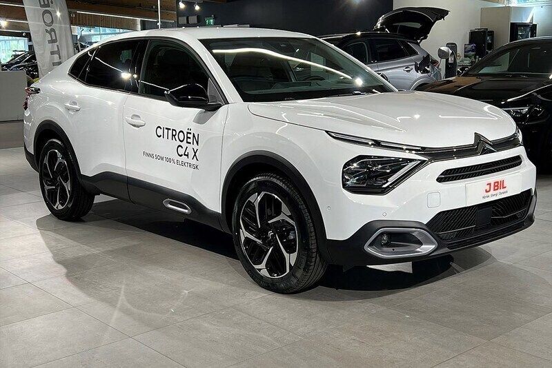 Vit banquise Ny 2024 Citroën C4 PureTech SUV | 284 990 kr (Marknadspris) - Bild 1/4