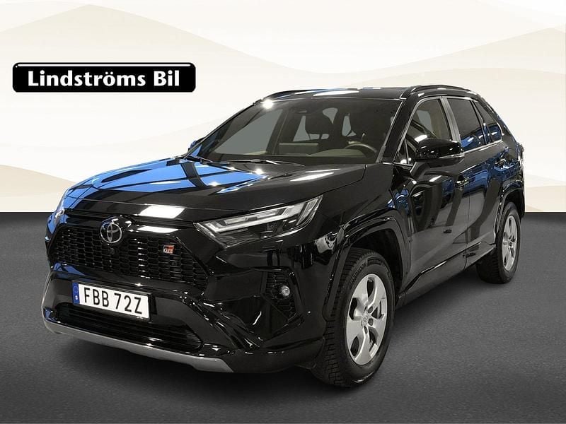 Svart Begagnad 2024 Toyota RAV4 Hybrid Sport SUV | 509 000 kr (Marknadspris) - Bild 1/3