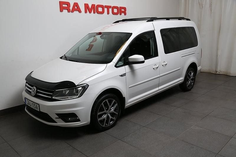 Vit (candy white) Begagnad 2020 VW Caddy Maxi Life Comfortline Minibuss | 229 800 kr - Bild 1/3