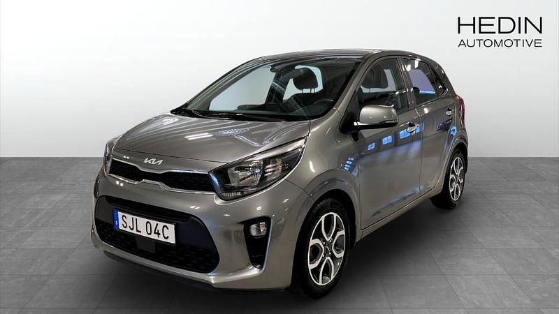 Grå (grey) Begagnad 2023 Kia Picanto Halvkombi | 139 900 kr (Marknadspris) - Bild 1/4
