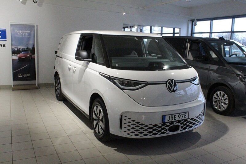 Vit Ny 2025 VW ID. Buzz Van | 651 625 kr (Marknadspris) - Bild 1/4