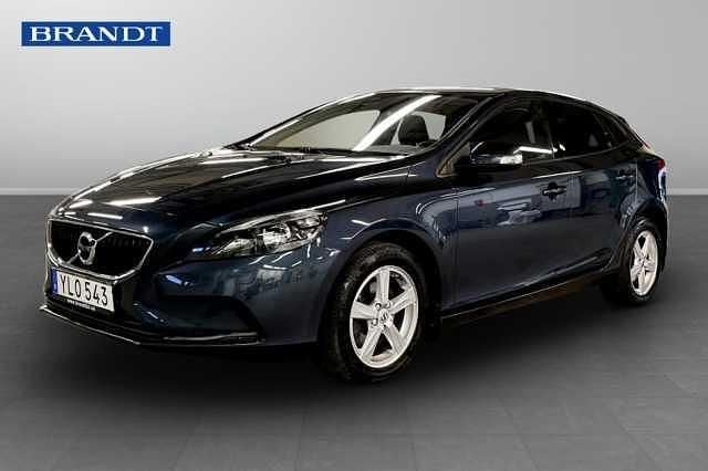 Blå Begagnad 2017 Volvo V40 Business Edition Halvkombi | 159 900 kr (Marknadspris) - Bild 1/4