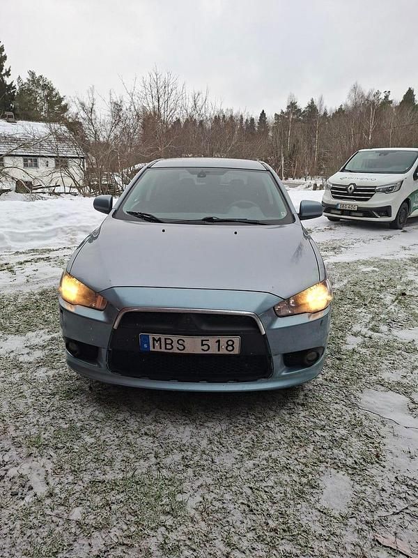 Begagnad Mitsubishi Lancer Sportback 140 HK (102 kW) 2011