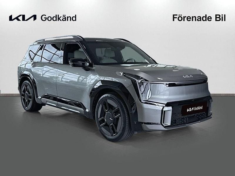 Grå Begagnad 2023 Kia EV9 GT-Line SUV | 749 000 kr (Lite dyr) - Bild 1/4