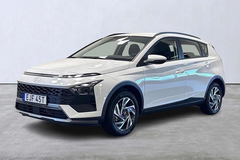 Vit Ny 2024 Hyundai Bayon Essential SUV | 225 000 kr (Marknadspris) - Bild 1/4