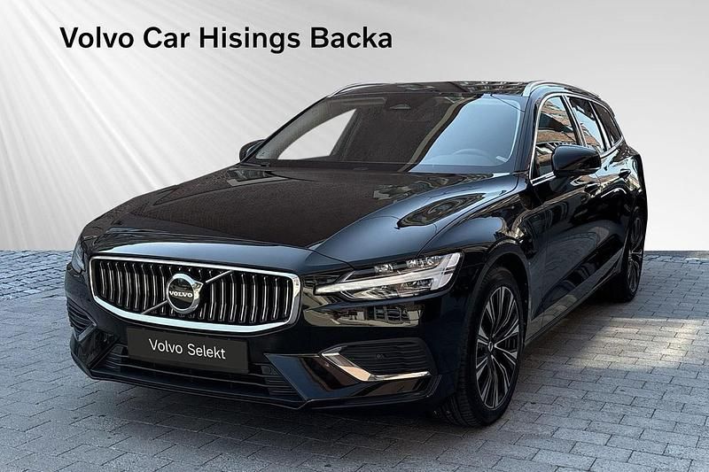 Svart Begagnad 2023 Volvo V60 Core Kombi | 348 900 kr (Bra pris) - Bild 1/2