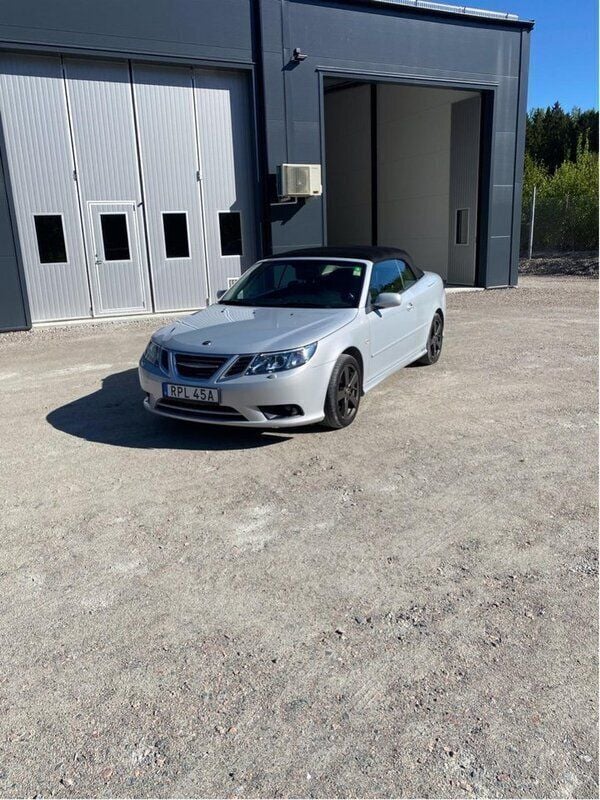 Silver Begagnad 2008 Saab 9-3 Cabriolet Cab | 135 000 kr - Bild 1/4