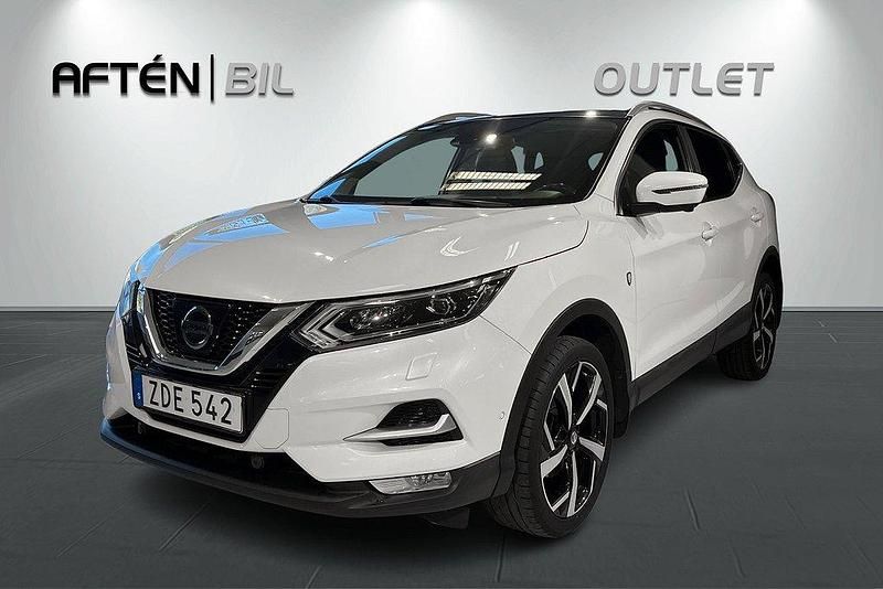 Vit (vit ( pearl white ) ) Begagnad 2017 Nissan Qashqai 360º SUV | 144 900 kr (Marknadspris) - Bild 1/3