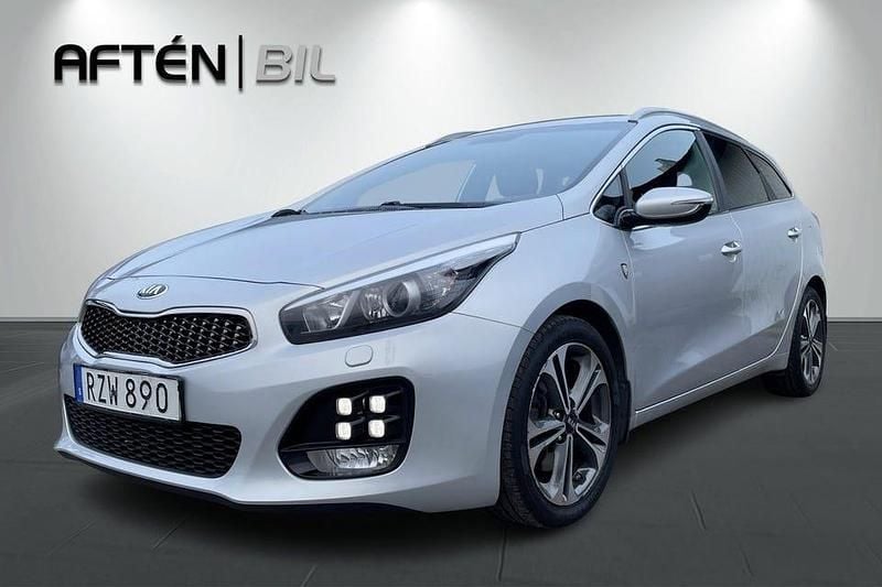 Silvermetallic Begagnad 2017 Kia Ceed Sportswagon GT-Line Kombi | 94 000 kr (Bra pris) - Bild 1/3