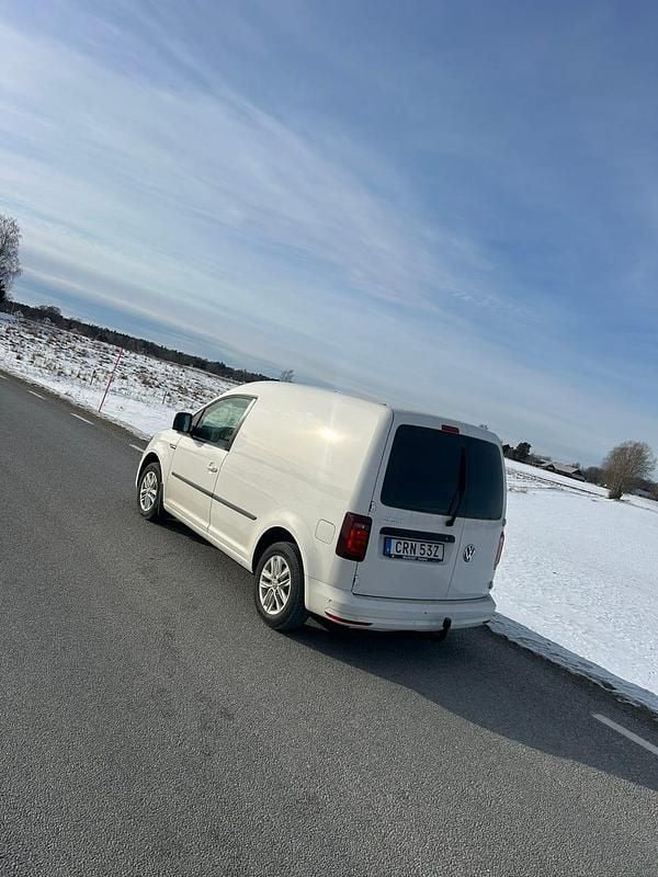 Begagnad VW Caddy 102 HK (75 kW) 2020 Minibuss
