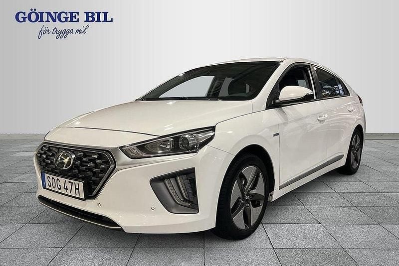 Vit Begagnad 2020 Hyundai Ioniq Halvkombi | 174 900 kr (Marknadspris) - Bild 1/3