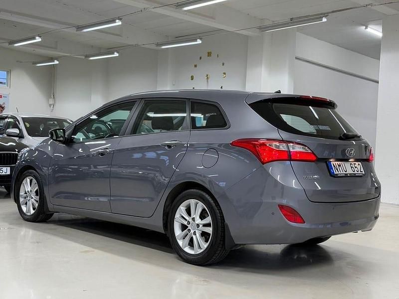 Begagnad Hyundai i30 135 HK (99 kW) 2013 Grå Kombi