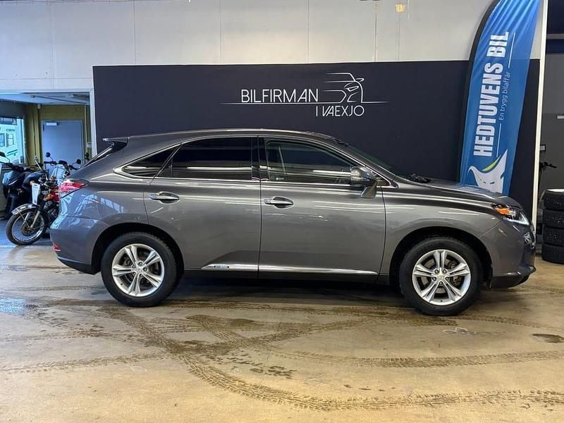 Begagnad Lexus RX450h Luxury Line 299 HK (219 kW) 2013 Mörkgråmet SUV