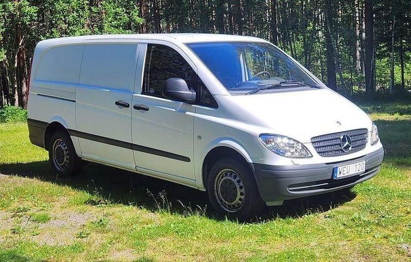 Vit Begagnad 2007 Mercedes Vito Minibuss | 85 000 kr (Dyr) - Bild 1/4