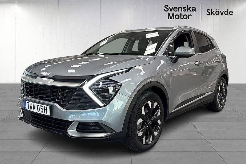 Grå Begagnad 2022 Kia Sportage 2 SUV | 359 200 kr (Bra pris) - Bild 1/4