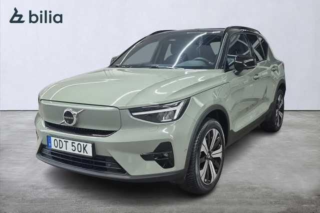 Grön Begagnad 2022 Volvo XC40 Ultimate SUV | 379 000 kr - Bild 1/3