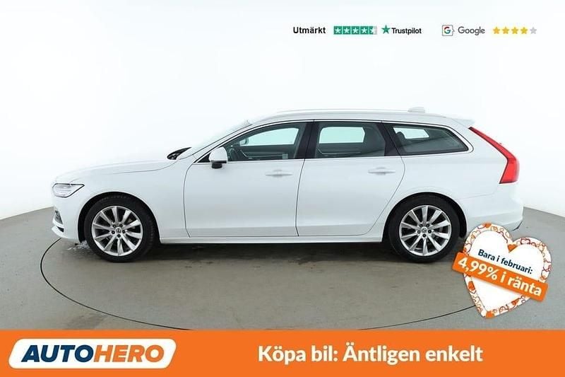 Begagnad Volvo V90 Momentum 192 HK (141 kW) 2018 Vit Kombi