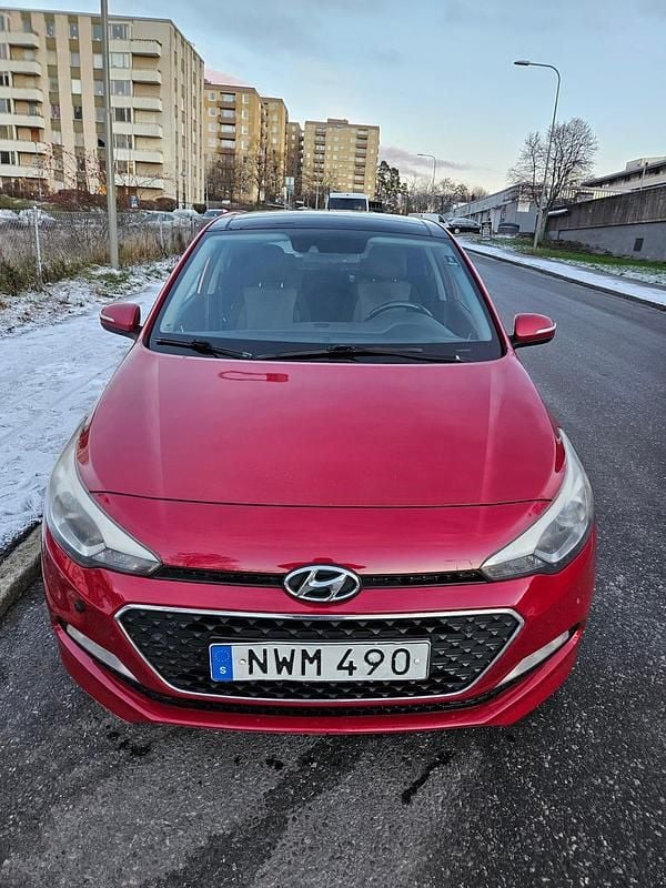 Begagnad Hyundai i20 101 HK (74 kW) 2016