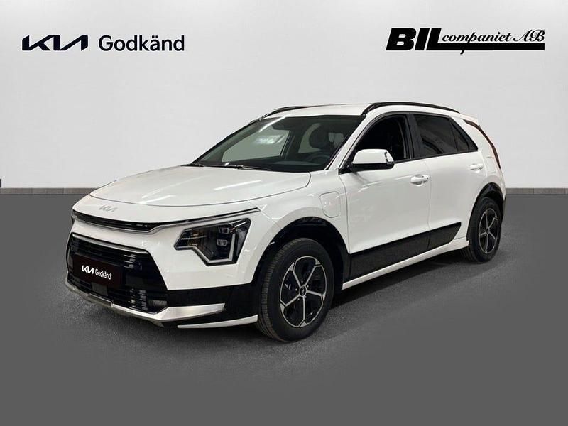 Begagnad Kia Niro Advance 94 HK (69 kW) 2024 Vit SUV