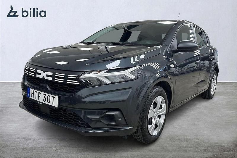 Grå Begagnad 2022 Dacia Sandero Essentiel Halvkombi | 129 900 kr (Bra pris) - Bild 1/3