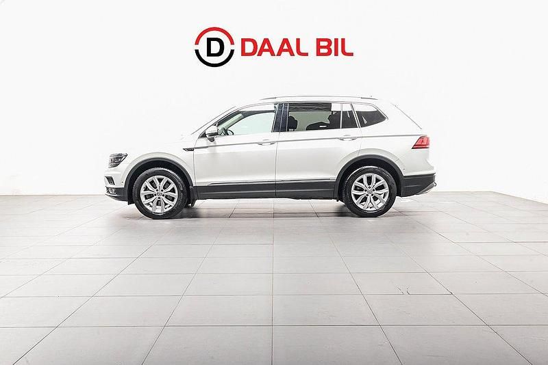 Vit Begagnad 2019 VW Tiguan Allspace SUV | 329 700 kr (Bra pris) - Bild 1/4