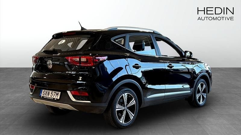 Begagnad MG ZS Luxury 114 kW (156 HK) 2020 Svart SUV