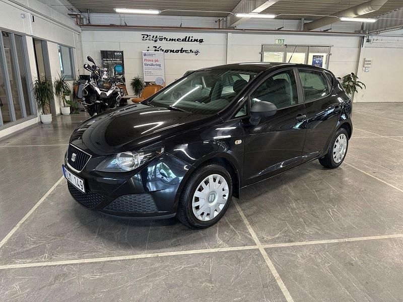 Svart Begagnad 2009 Seat Ibiza Reference Halvkombi | 34 900 kr (Marknadspris) - Bild 1/4