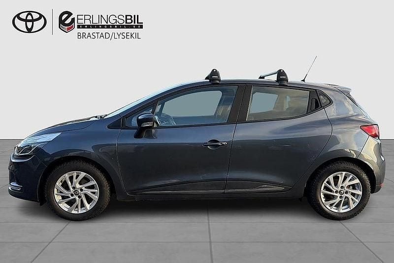 Begagnad Renault Clio IV Expression 73 HK (53 kW) 2017 Grå Halvkombi