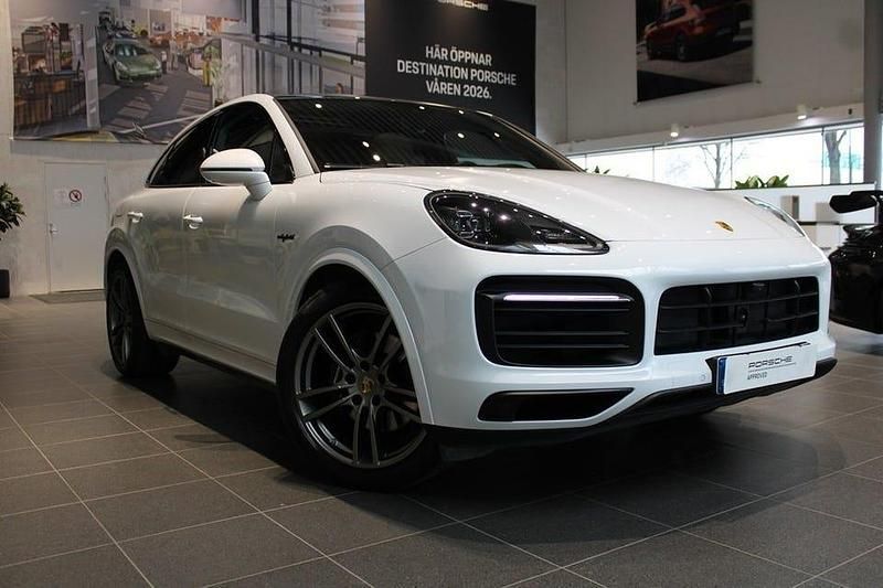 Vit Begagnad 2023 Porsche Cayenne Platinum Edition SUV | 895 000 kr - Bild 1/4