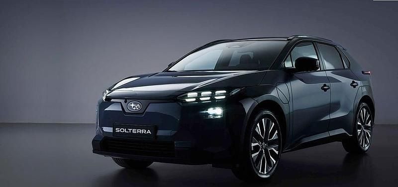 Attitude black mica Ny 2026 Subaru Solterra SUV | 519 900 kr - Bild 1/4