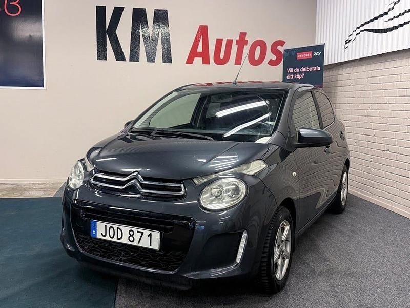 Mörkgrå Begagnad 2014 Citroën C1 Halvkombi | 54 900 kr (Marknadspris) - Bild 1/4