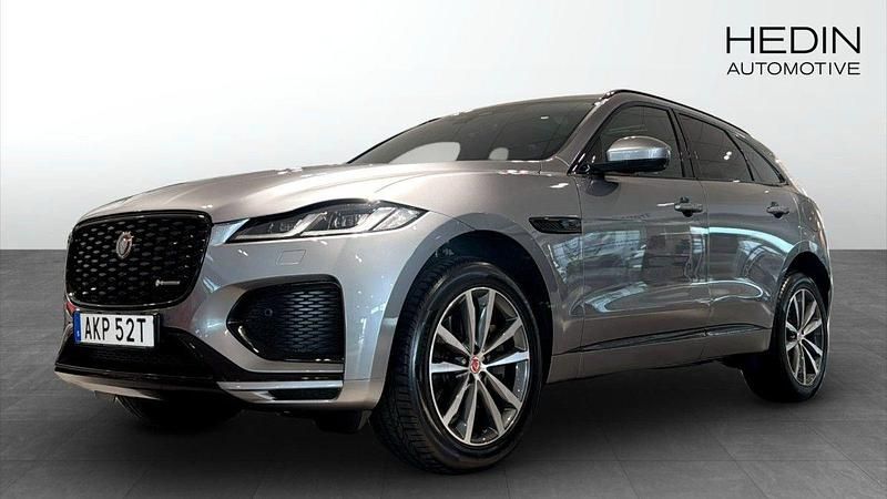 Grå (grey) Begagnad 2023 Jaguar F-Pace R-Dynamic SUV | 599 000 kr - Bild 1/4