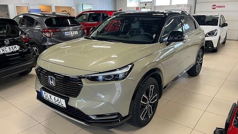 Begagnad Honda HR-V Advance 131 HK (96 kW) 2021 Ljusbrun SUV