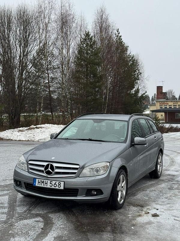 Begagnad 2010 Mercedes C180 Kombi | 53 000 kr (Marknadspris) - Bild 1/4