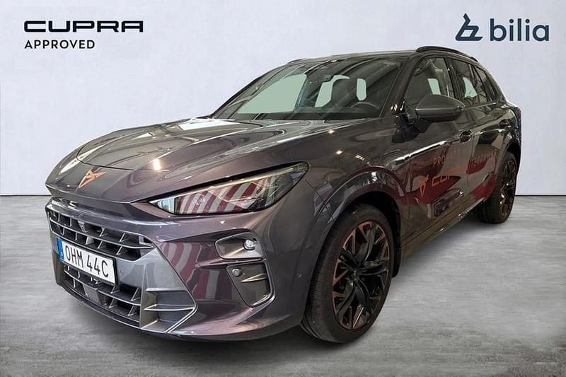Dark void metallic Begagnad 2025 Cupra Terramar VZ SUV | 499 500 kr (Marknadspris) - Bild 1/3